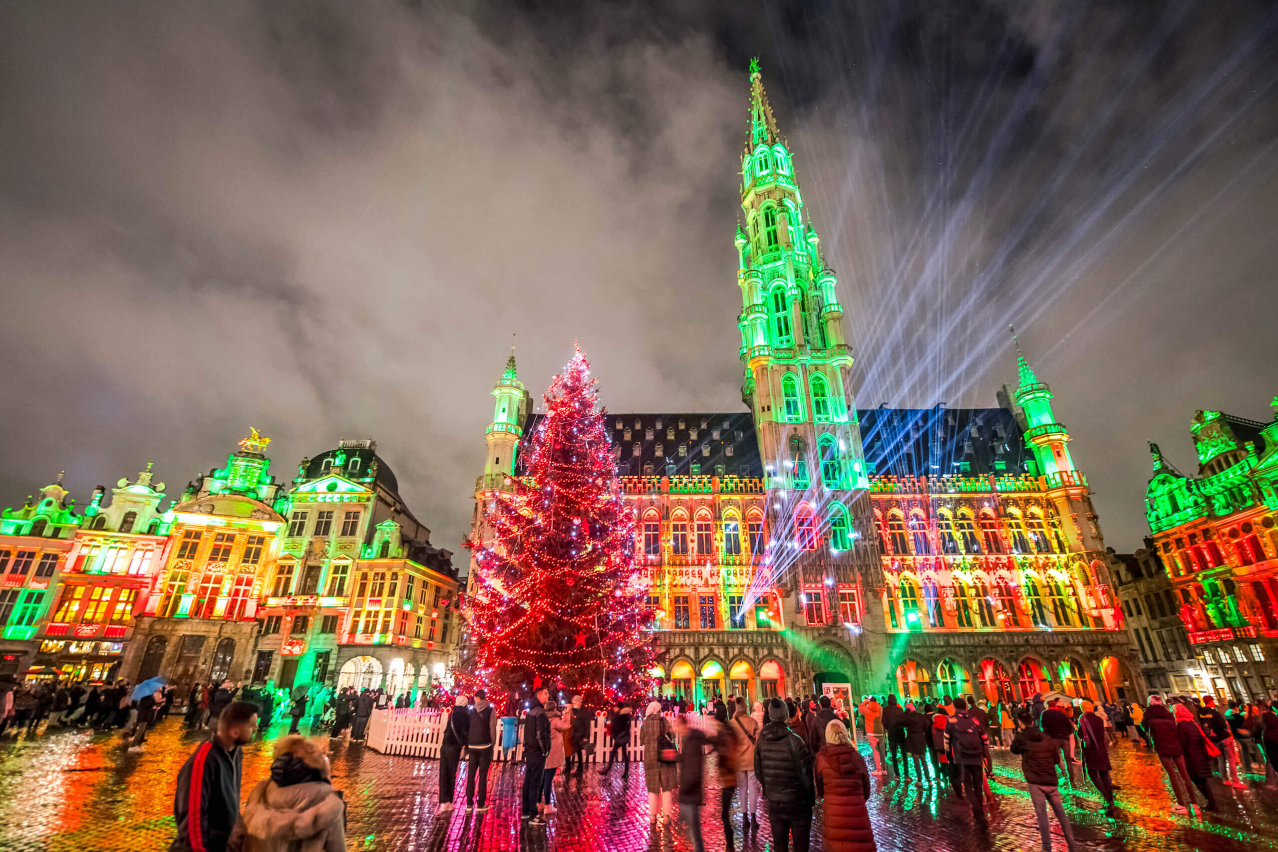 Visit Brussels Winter Wonders Parade and Christmas Market for Xmas 2022