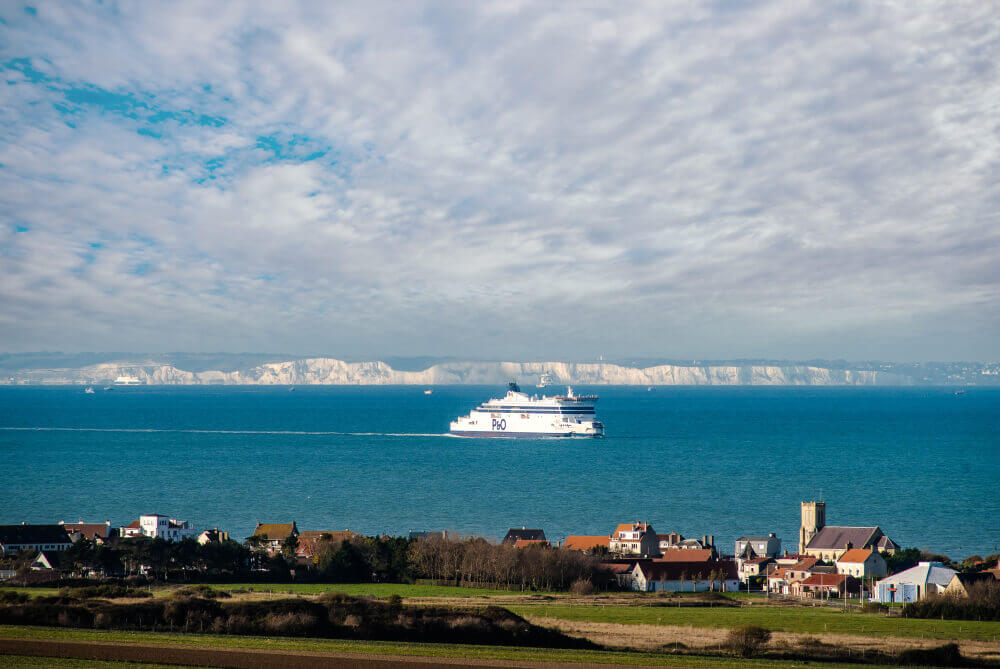 P&O ferry crossing from dover to calais